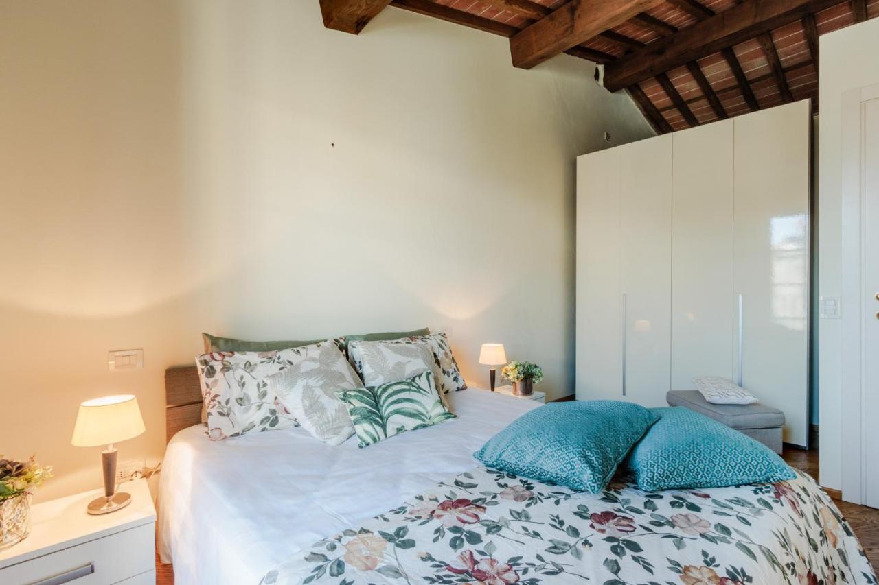 Helene Smart Flat With Elevator Inside Lucca Apartment Exterior photo